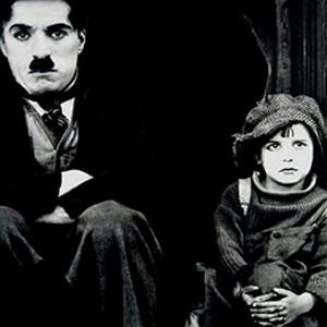 چارلی به روایت چاپلین یا The Essential Film Music Collection  Charlie Chaplin بخش دوم نامهچارلیچاپلینبهدخترشاجرا