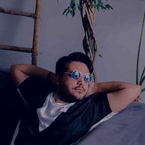 امید افخم یکی یه دونه