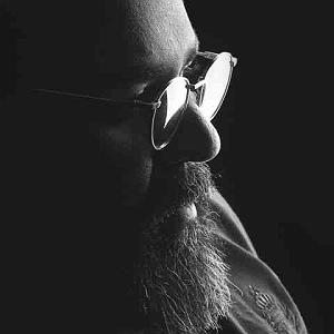 رضا صادقی - عشق پست مدرن عشق تویی رضا صادقی