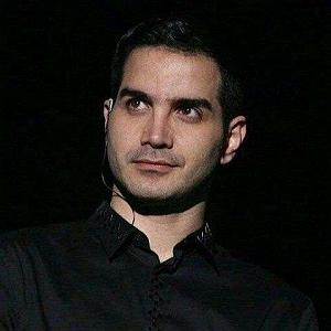 محسن یگانه - یه هفته به عید به کجای آسمون خیره شدی که غرورت داره کورت میکنه