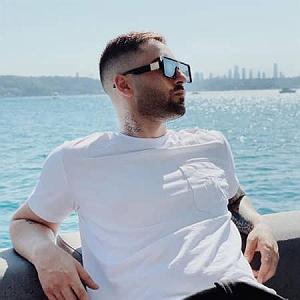 کوروس و آرتا وانتونز ردبول RedBull (متن کامل + 320)