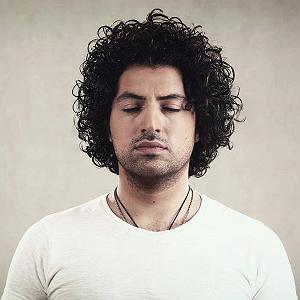 آهنگ امسال سال ماست با صدای اشکان خطیبی بنبست