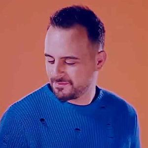 محمد زارع محمد زارع دل عاشق من از خوبی تو داره دیوونه تر میشه