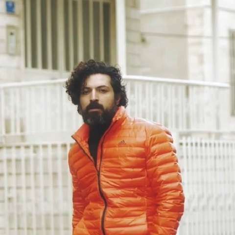 آهنگ امسال سال ماست با صدای اشکان خطیبی دستتو بده به من