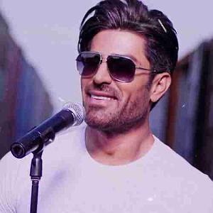 رضا ملک زاده - من به تو وابستم تو ای قرار بیقراریهای من