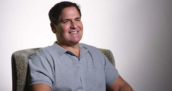 کافه مورد علاقه تو ۵ توصیه مارک کوبان به جوانان برای پیدا کردن شغل مورد علاقه خود