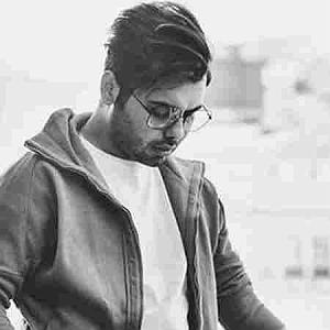 آهنگ جدید مهدی اعراف به فشنگ منتشر شد دوست داران ترانه های ایرانی شب موهات 2 هم اکنون منتشر شد