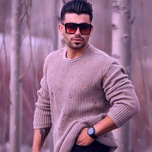 به دنبال آهنگ‌های قدیمی   زلیخا