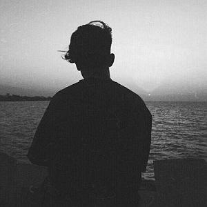 تی‌ام بکس تی ام بکس – پرت می کنه حواسمون خوشگل کلاسمون